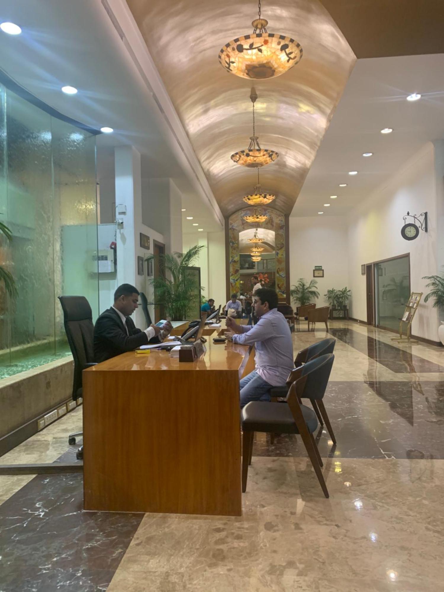 Hotel Aurora Towers 4*